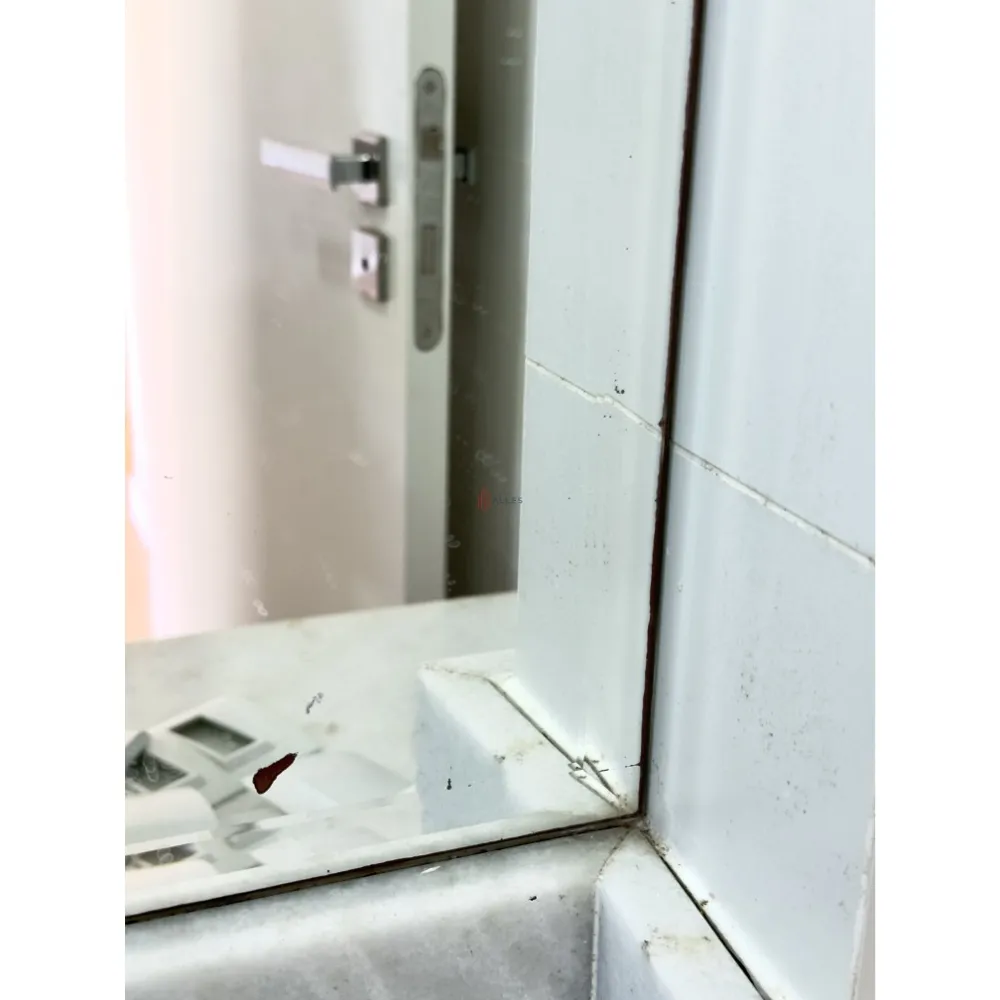 ALUGA-SE ANUAL SOBRADO TRIPLEX NA PRAIA DOS AMORES EM BALNEÁRIO CAMBORIÚ/SC