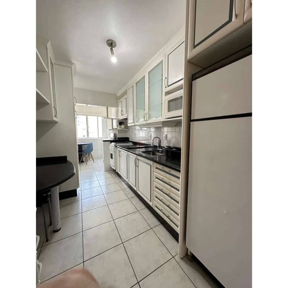 ALUGA-SE ANUAL APARTAMENTO MOBILADO NA BARRA SUL EM BALNEÁRIO CAMBORIÚ/SC