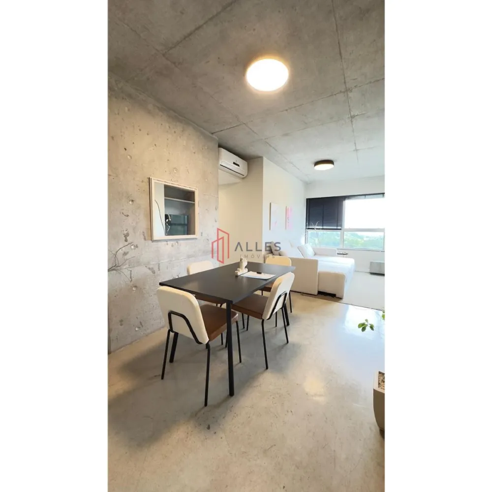 ALUGA-SE ANUAL APARTAMENTO NA PRAIA BRAVA EM ITAJAÍ/SC