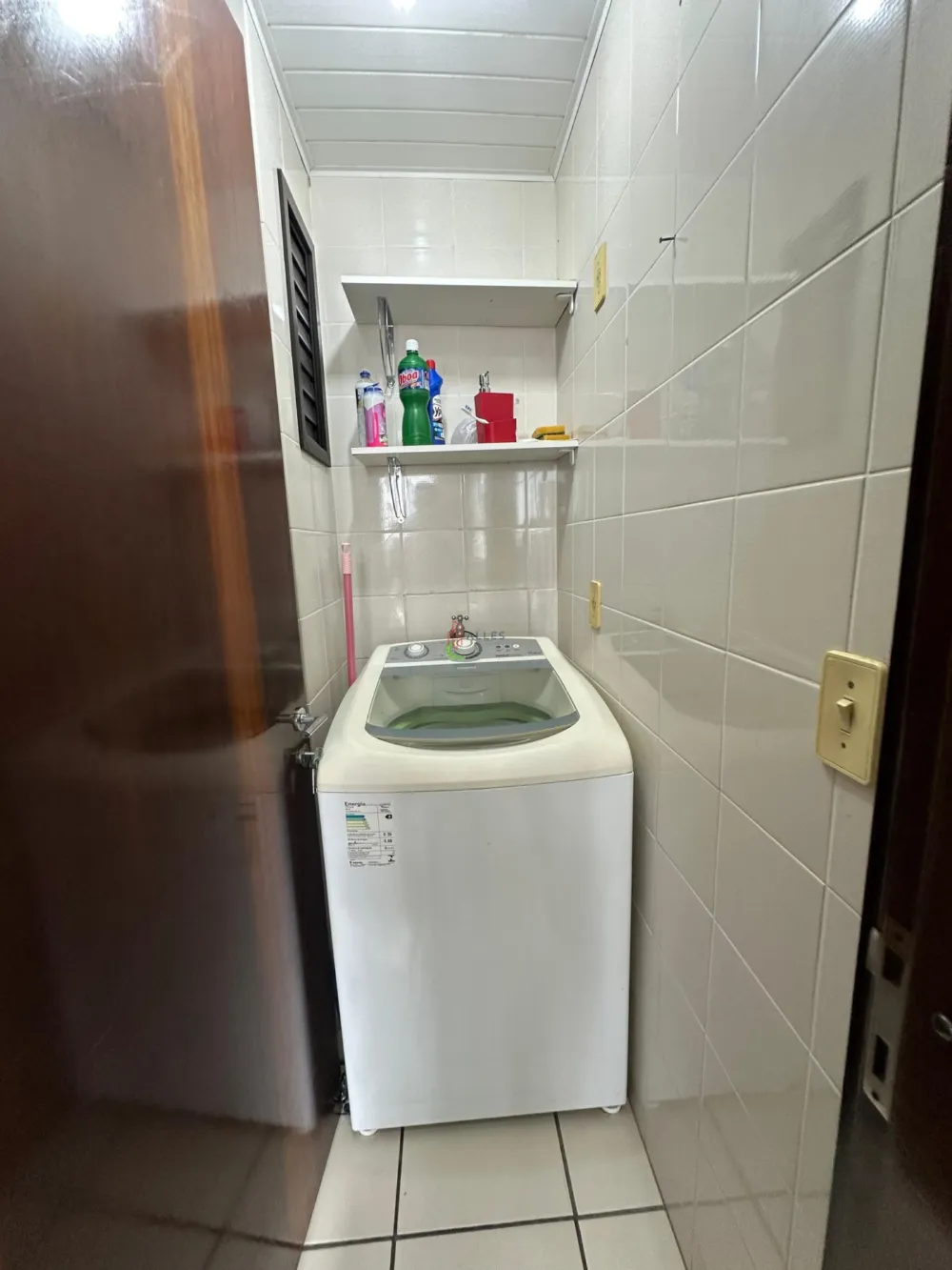 VENDE-SE FRENTE MAR LATERAL EM BALNEÁRIO CAMBORIÚ/SC
