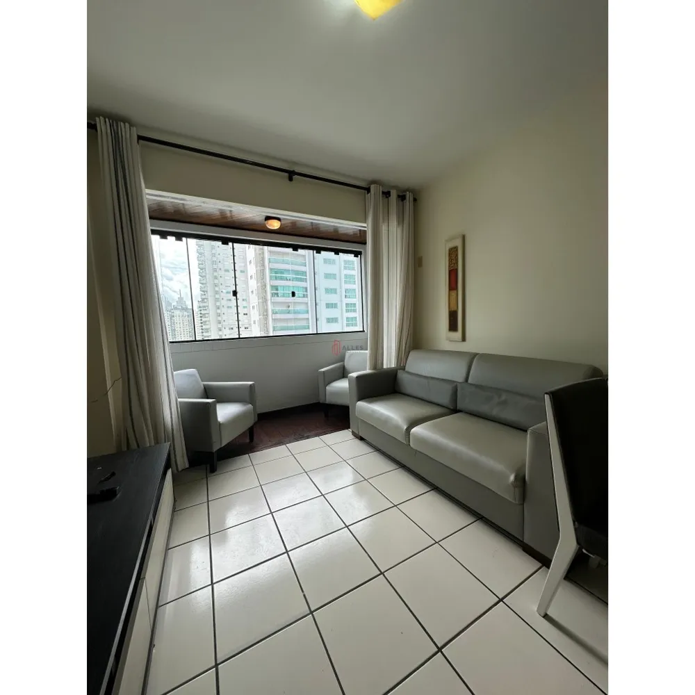 VENDE-SE FRENTE MAR LATERAL EM BALNEÁRIO CAMBORIÚ/SC