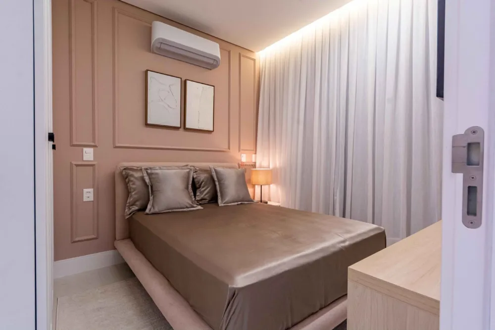 VENDE-SE APARTAMENTO ALTO PADRÃO EM BALNEÁRIO CAMBORIÚ/SC