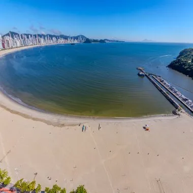 🏖️ ALUGA-SE ANUAL – APARTAMENTO NO EDIFÍCIO IBIZA TOWERS / BALNEÁRIO CAMBORIÚ/SC