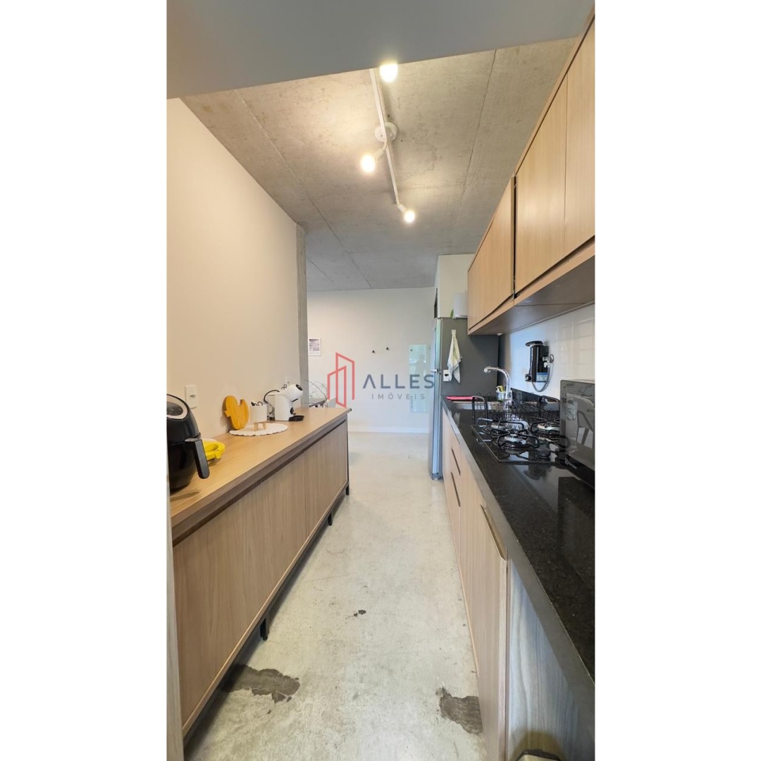 ALUGA-SE ANUAL APARTAMENTO NA PRAIA BRAVA EM ITAJAÍ/SC