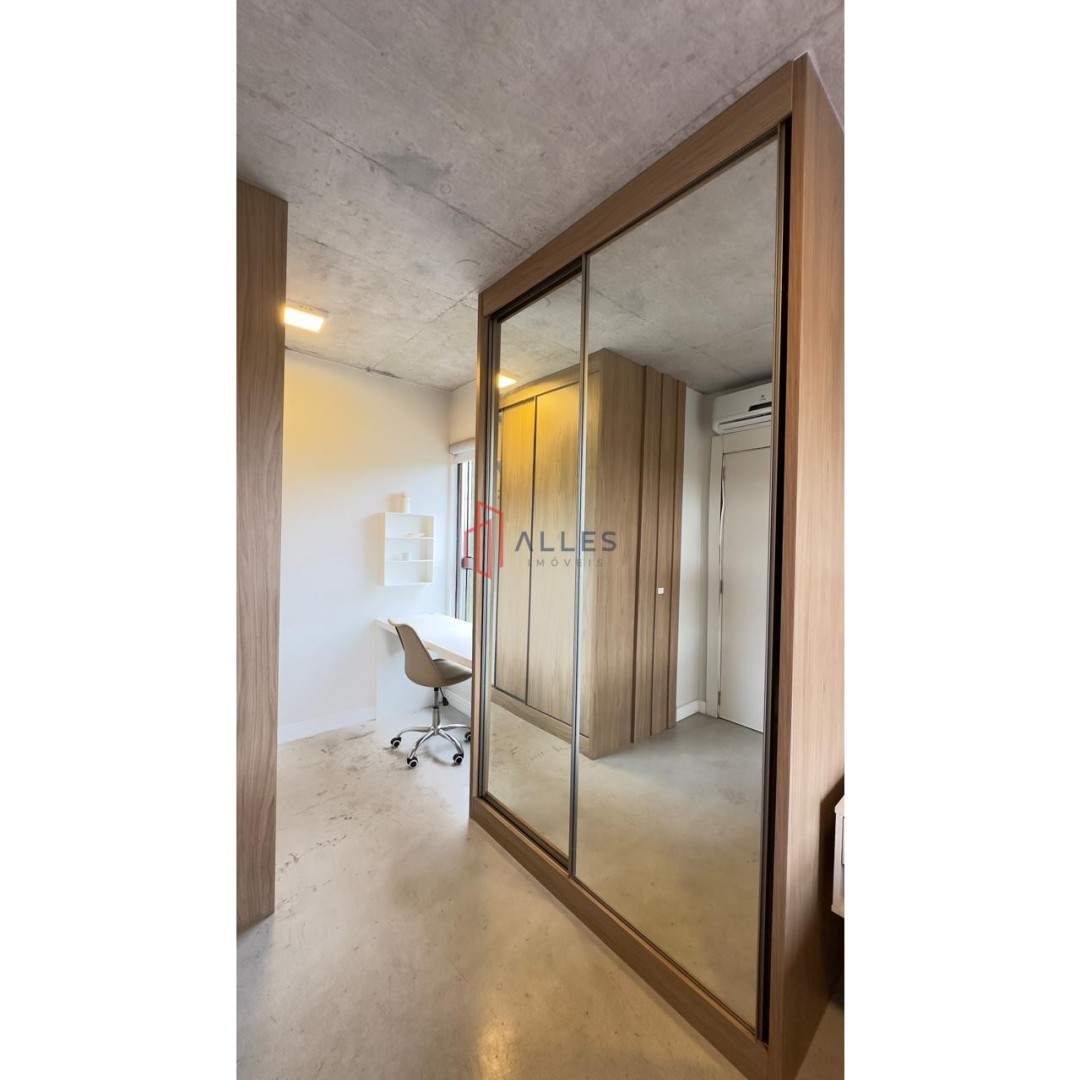 ALUGA-SE ANUAL APARTAMENTO NA PRAIA BRAVA EM ITAJAÍ/SC