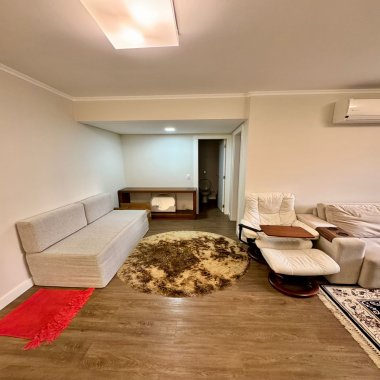 ALUGA-SE ANUAL APARTAMENTO NA AVENIDA ATLÂNTICA EM BALNEÁRIO CAMBORIÚ/SC