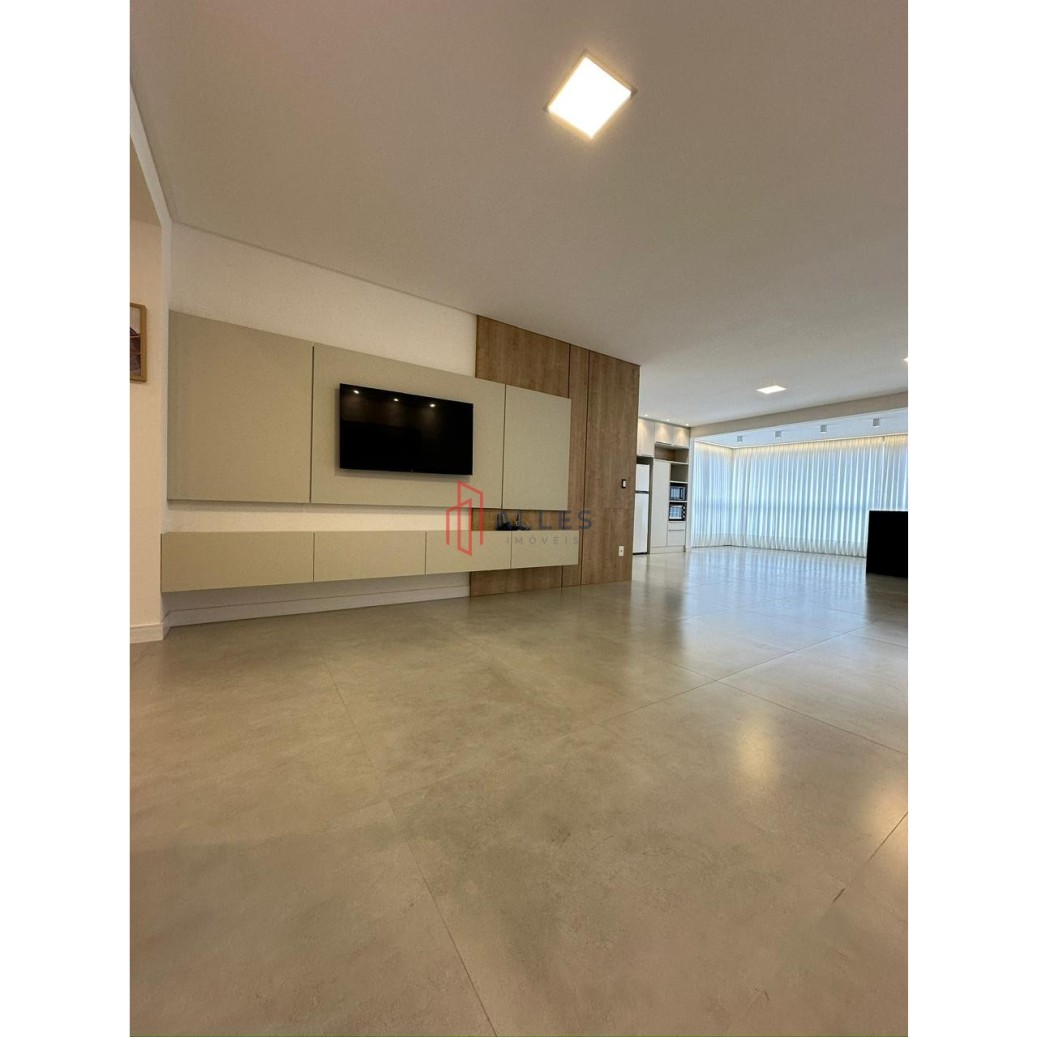 🏝️ ALUGA-SE ANUAL – APARTAMENTO DE ALTO PADRÃO EM ITAPEMA/SC