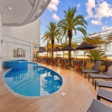 🌅 LE CLASSIC RESIDENCE – VIVER DE FRENTE PARA O MAR EM BALNEÁRIO CAMBORIÚ