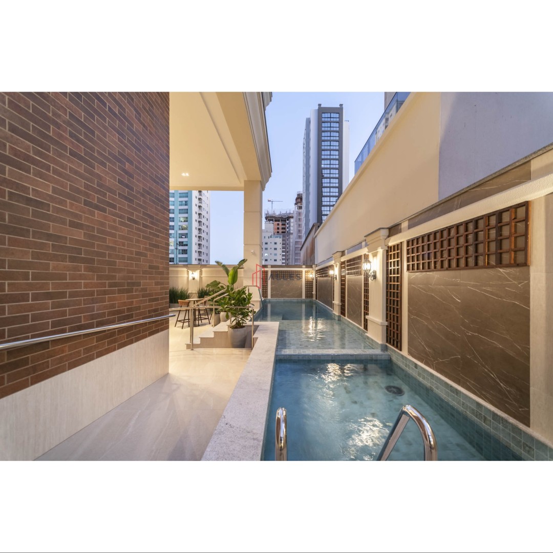 Apartamento 3 suítes para Locação Anual no bairro Centro em Balneário Camboriú