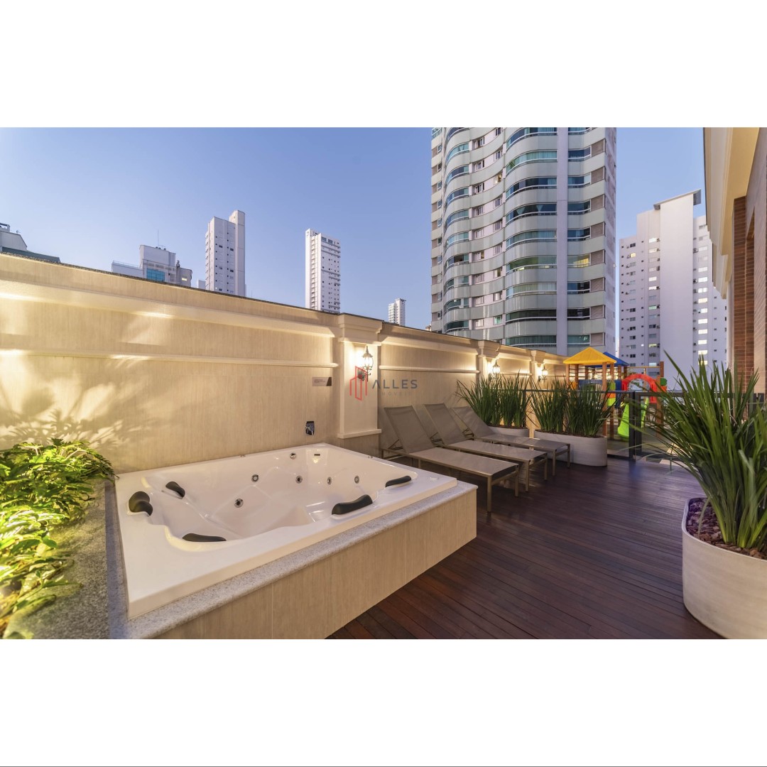 Apartamento 3 suítes para Locação Anual no bairro Centro em Balneário Camboriú