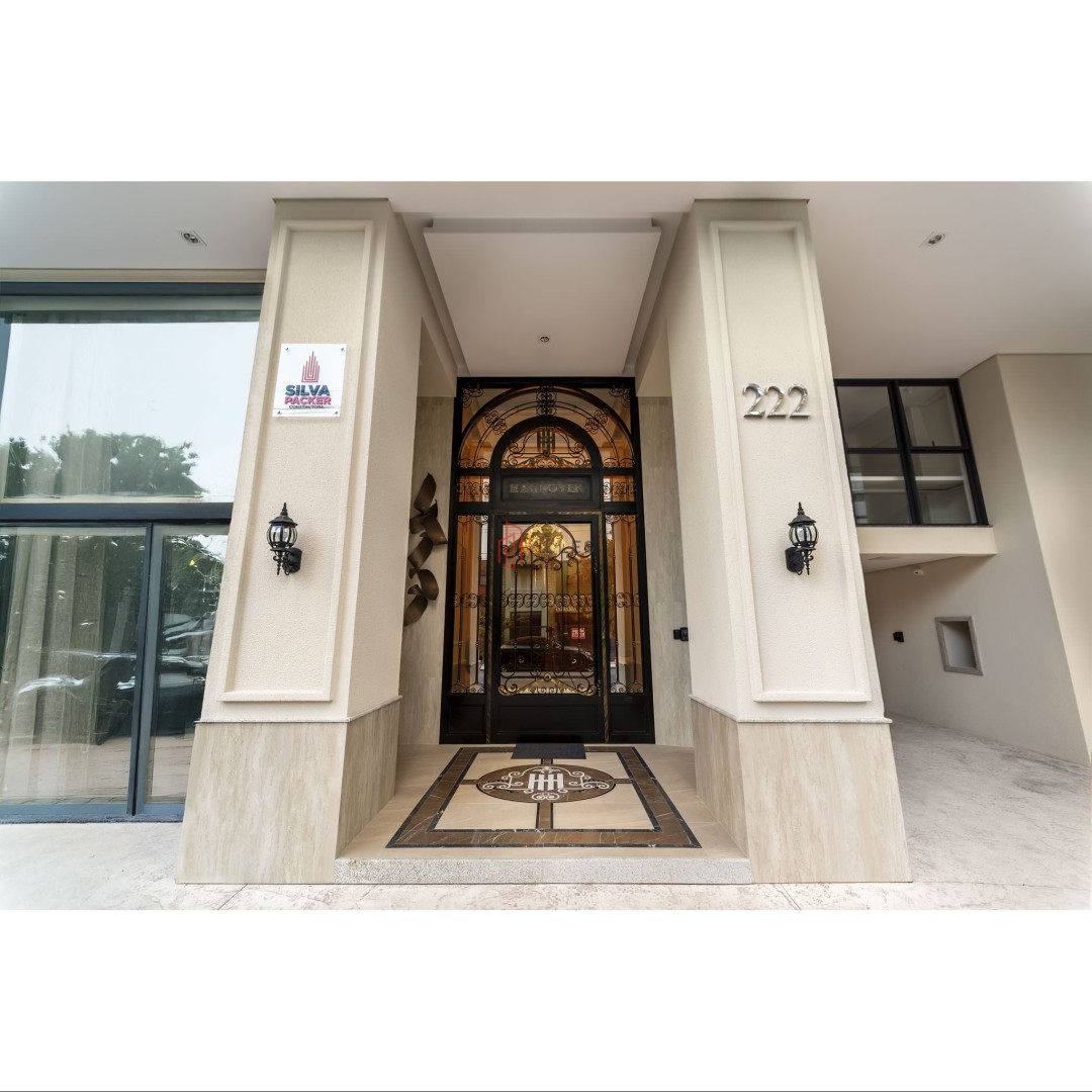 Apartamento 3 suítes para Locação Anual no bairro Centro em Balneário Camboriú