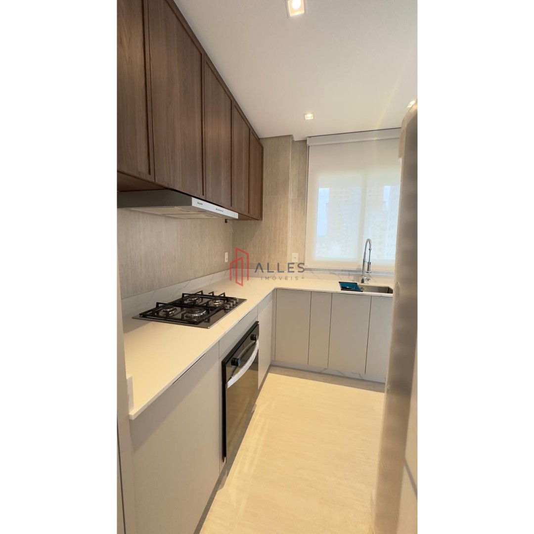 Apartamento 3 suítes para Locação Anual no bairro Centro em Balneário Camboriú