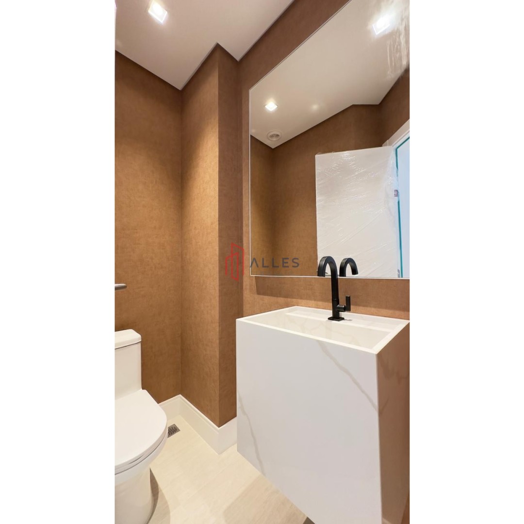 Apartamento 3 suítes para Locação Anual no bairro Centro em Balneário Camboriú