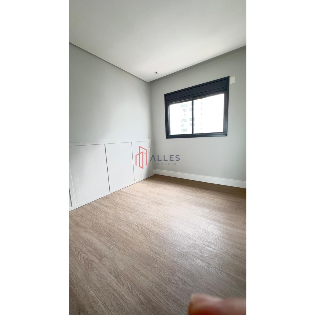 Apartamento 3 suítes para Locação Anual no bairro Centro em Balneário Camboriú