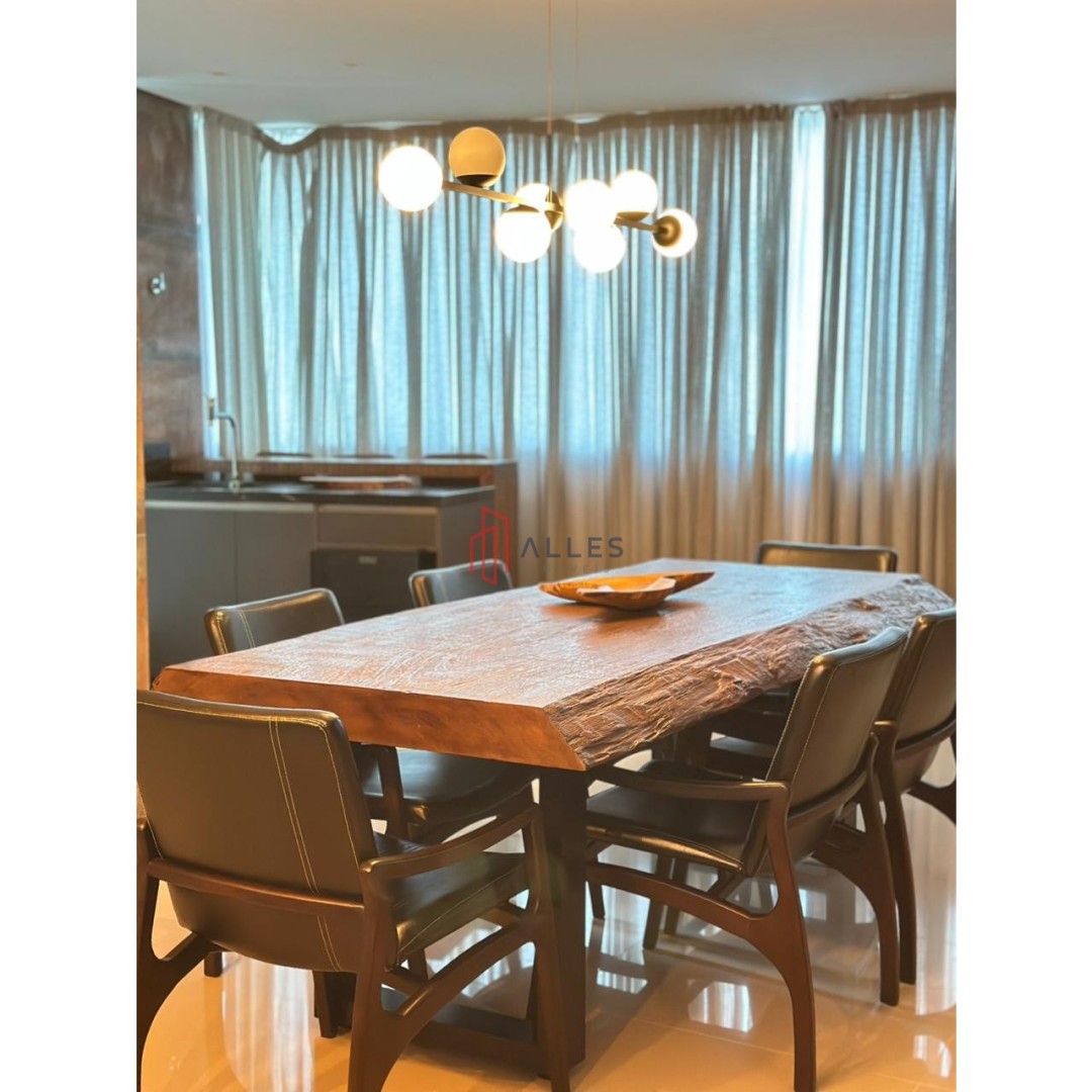 ALUGA-SE ANUAL APARTAMENTO NO CENTRO DE BALNEÁRIO CAMBORIÚ/SC