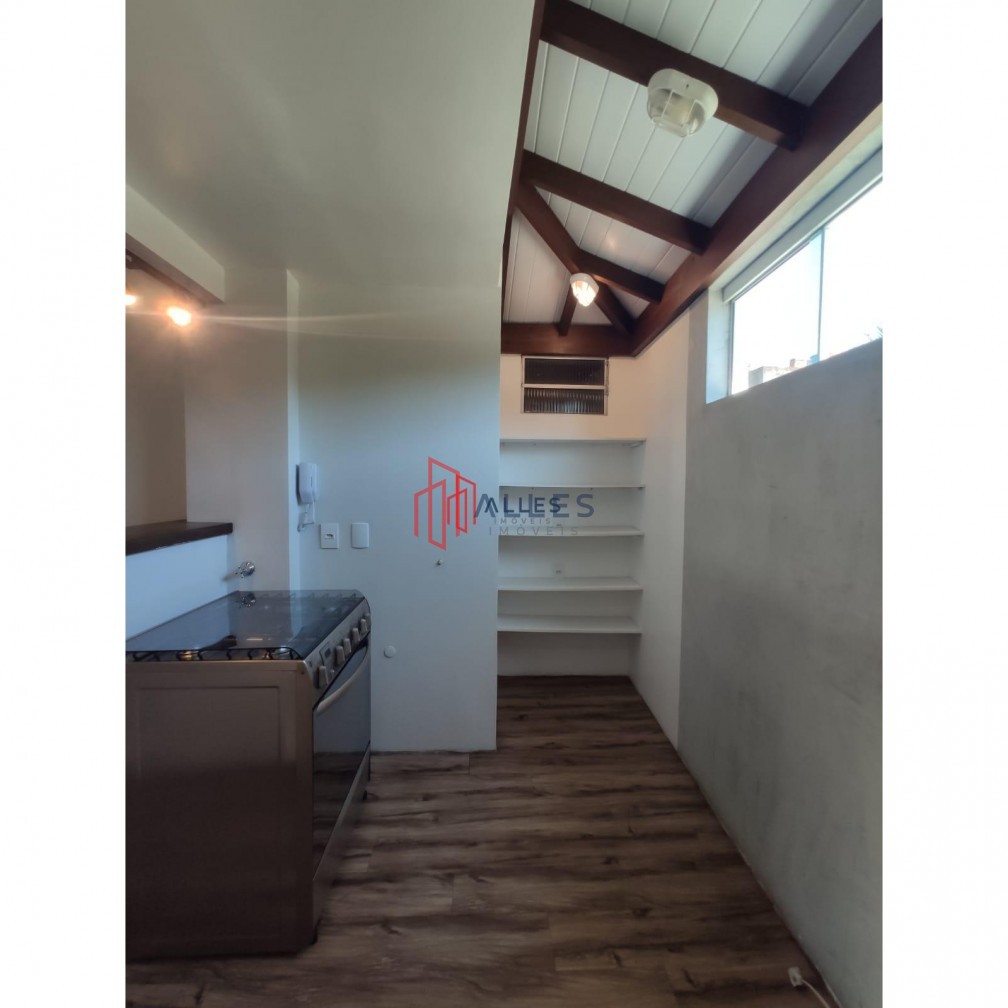 ALUGA-SE APARTAMENTO DIFERENCIADO EM BALNEÁRIO CAMBORIÚ/SC