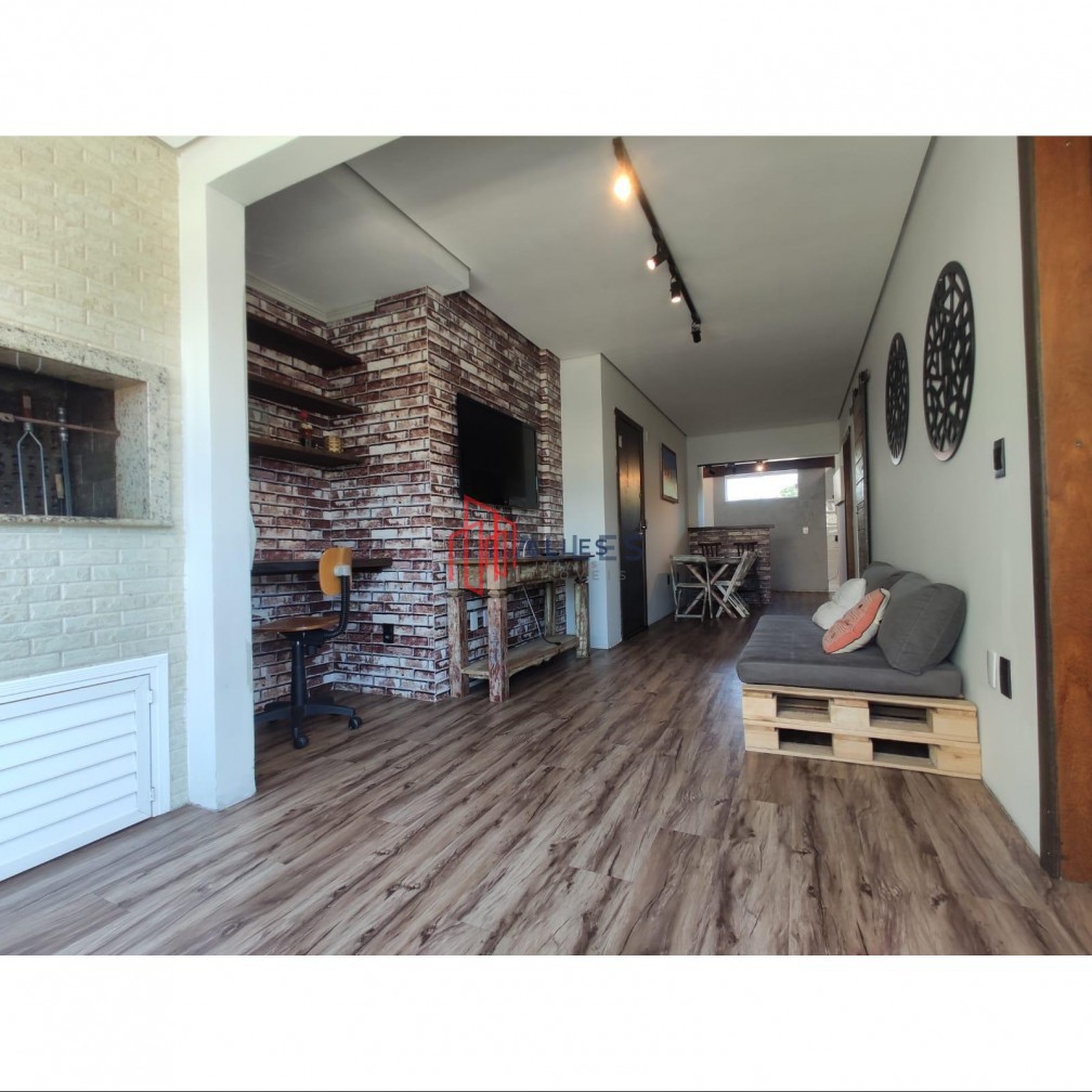 ALUGA-SE APARTAMENTO DIFERENCIADO EM BALNEÁRIO CAMBORIÚ/SC