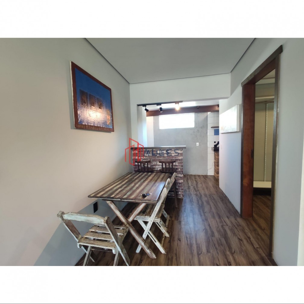 ALUGA-SE APARTAMENTO DIFERENCIADO EM BALNEÁRIO CAMBORIÚ/SC