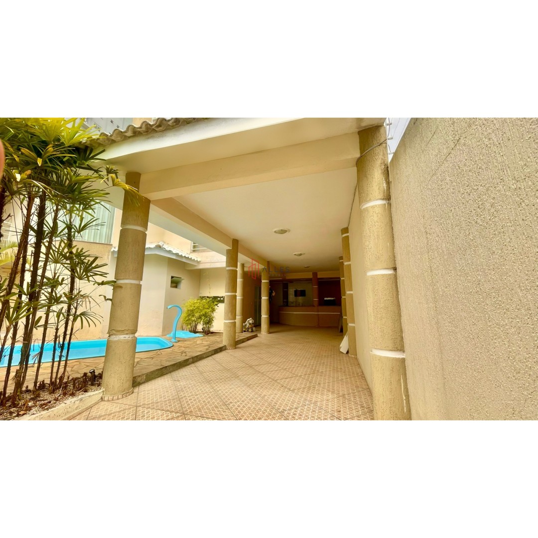 🏡✨ ALUGA-SE ANUAL | CASA COM PISCINA NO CENTRO DE BALNEÁRIO CAMBORIÚ/SC ✨🏡
