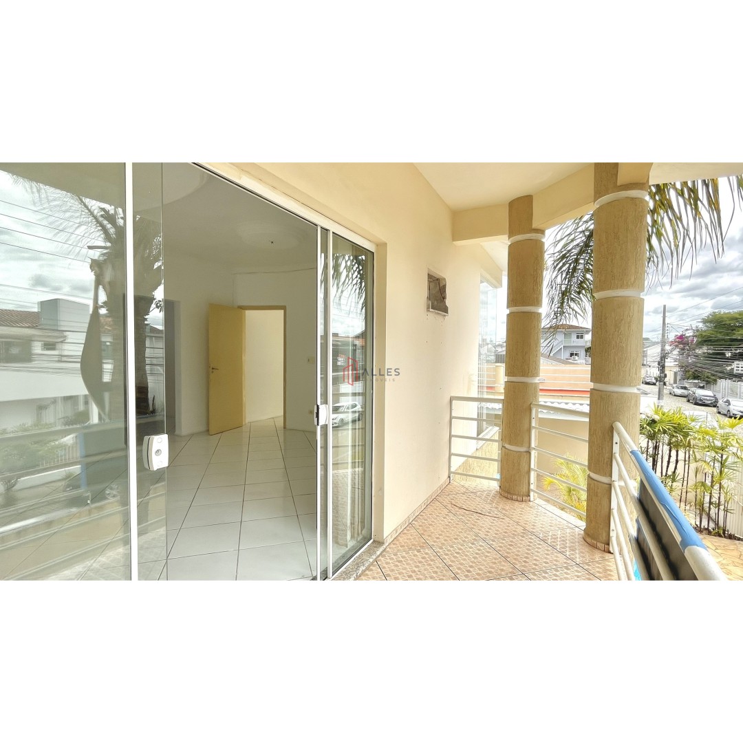 🏡✨ ALUGA-SE ANUAL | CASA COM PISCINA NO CENTRO DE BALNEÁRIO CAMBORIÚ/SC ✨🏡
